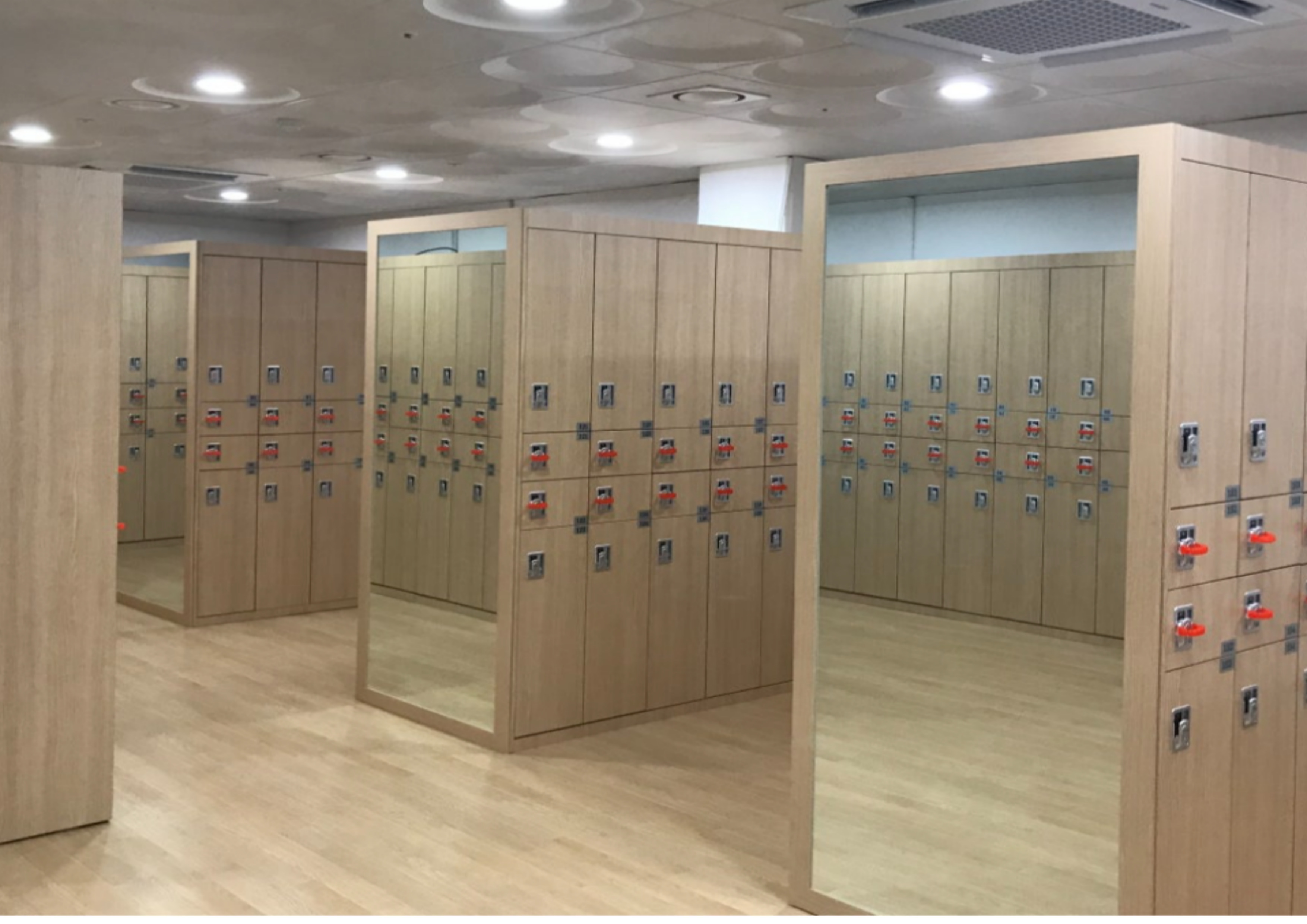 물빛수영장-수영장-탈의실