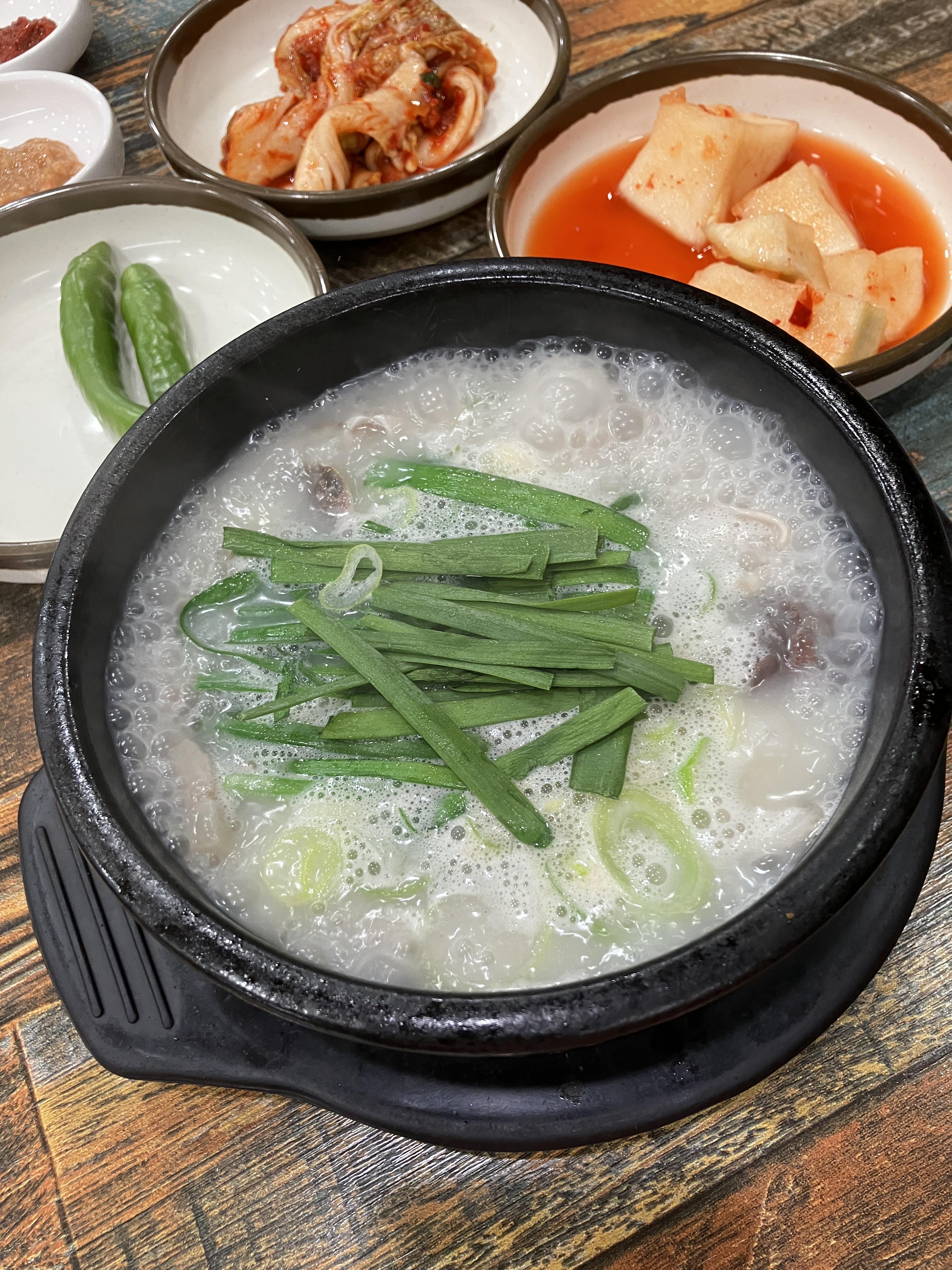 진국 한우소머리곰탕 순대국 내돈내먹