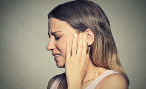 돌발성난청-귀아픔