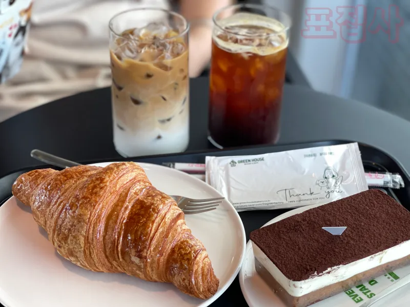 커피+빵