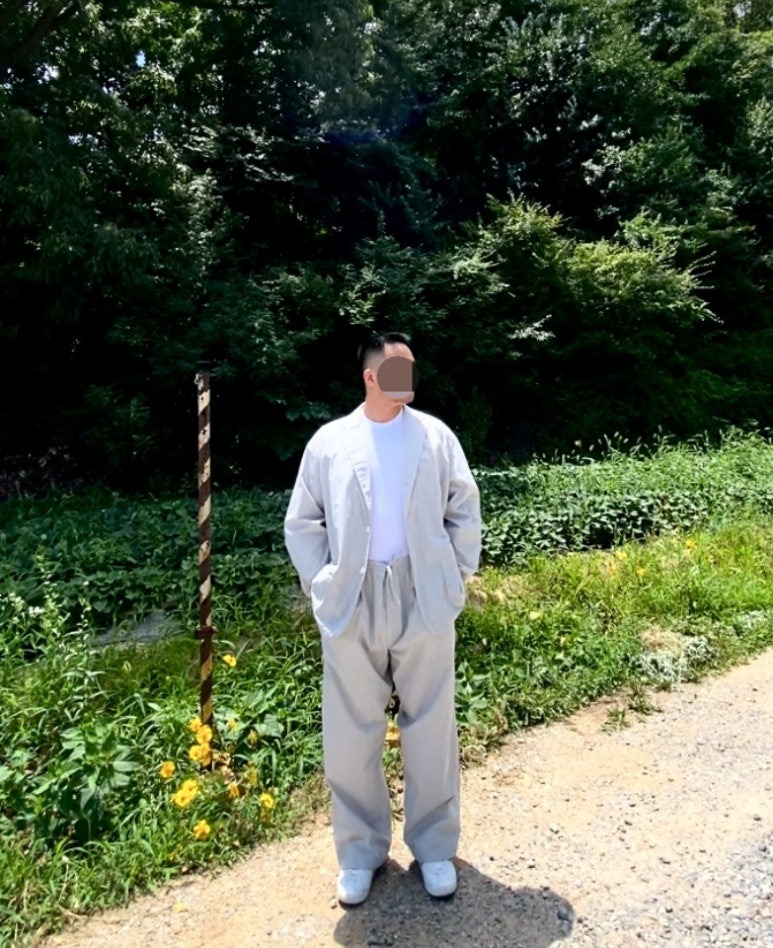 데일리룩('26. 6. 26.)지유 X 엔지니어드 가먼츠 코드레인 재킷 팬츠 셋업, 무신사 무신사스탠다드 쿨탠다드 티셔츠, 아식스 오니즈카타이거 멕시코 66 화이트골드