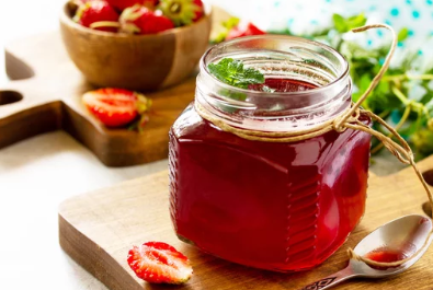 딸기청/출처:어도비스톡