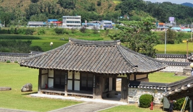 김좌진장군-생가지