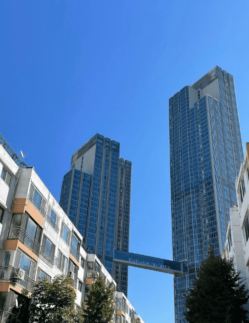 유인나 용산 고급 아파트 이미지