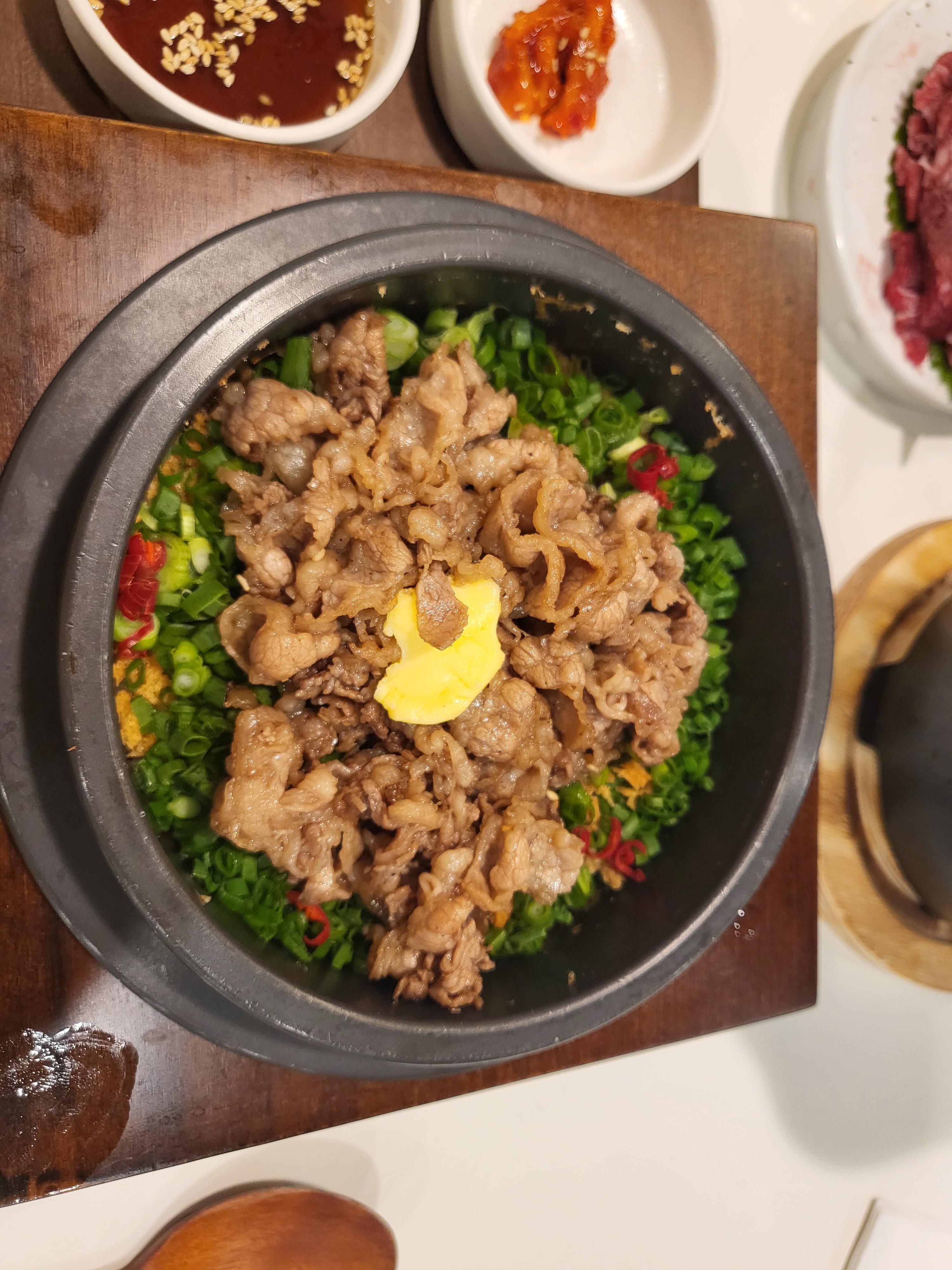 야키니쿠솥밥