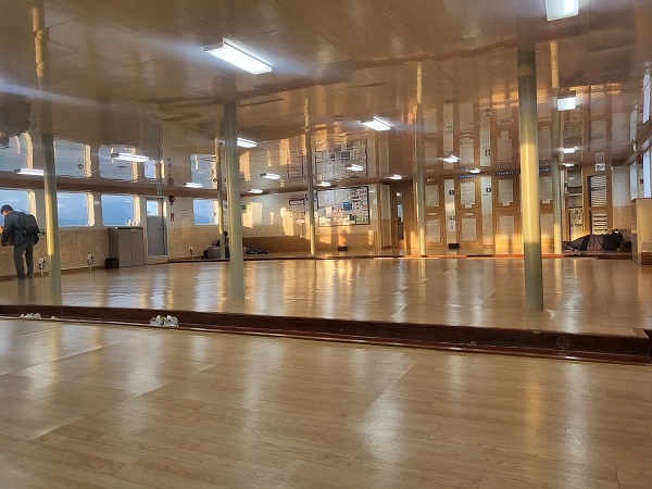 평화훼리호 객실-2