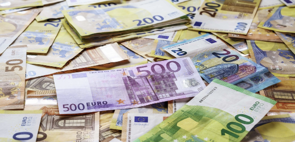 올해 돈 되는 재테크 관련 사진