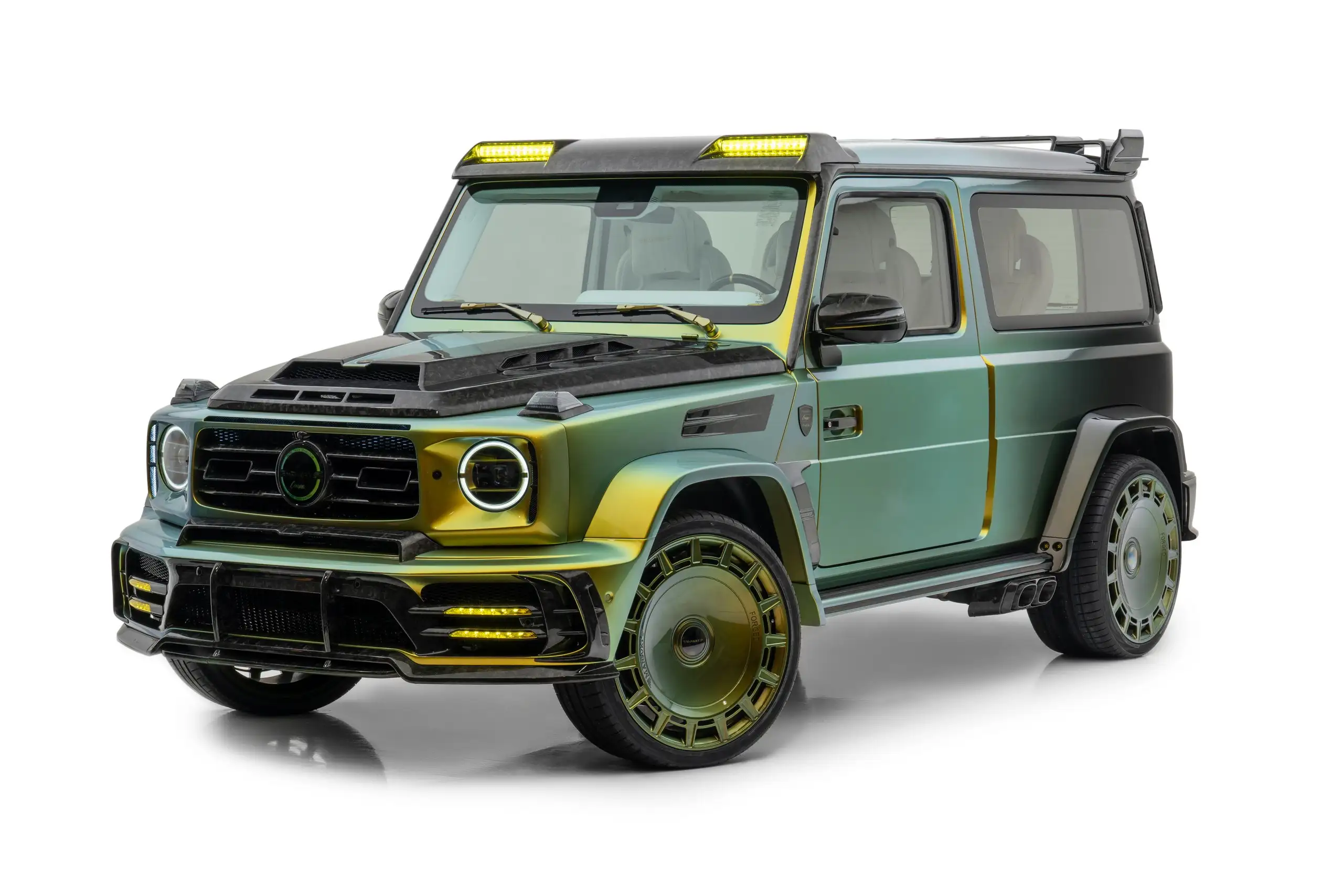 메르세데스-AMG G63 기반으로 튜닝한 만소리 그로노스 쿠페 EVO C 전측면 모습