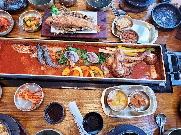 생방송오늘저녁 제주 서귀포 중문 1m 특대 갈치조림 갈치구이 오메기떡 한라봉 아이스크림 후식 갈치 한상 맛집 추천