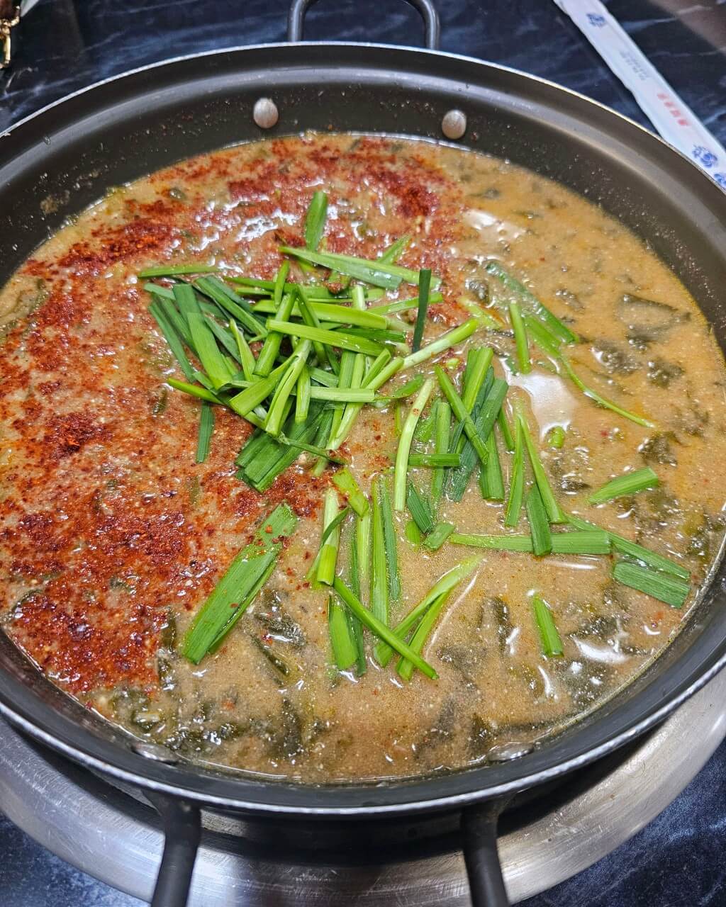 생생정보 2365회 오늘 또 방문! 코미디언 이용식의 단골집 경기도 고양시 맛집 '종화네 돌솥 추어탕'