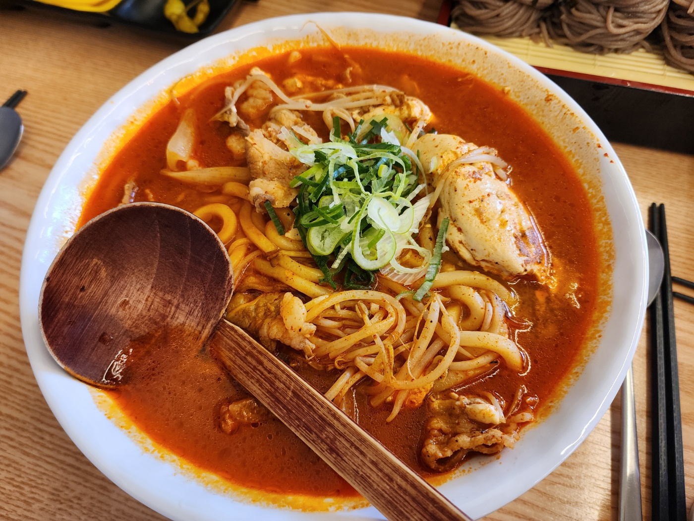 매콤우육우동