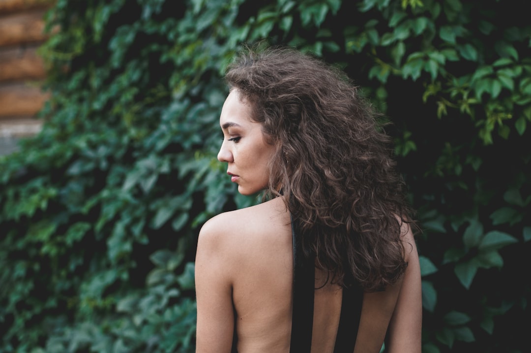 Shoulder.