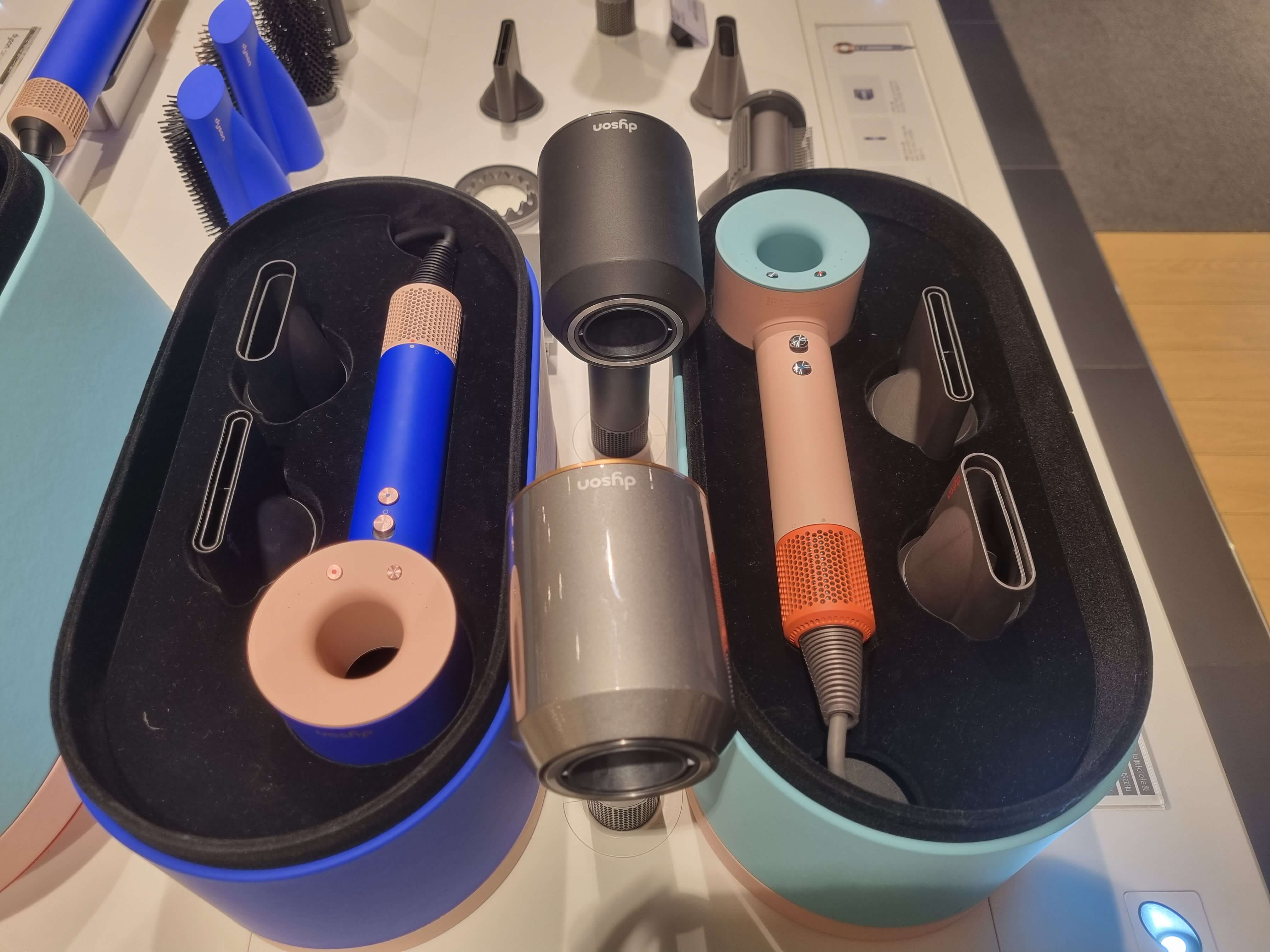 다이슨 드라이기 색상