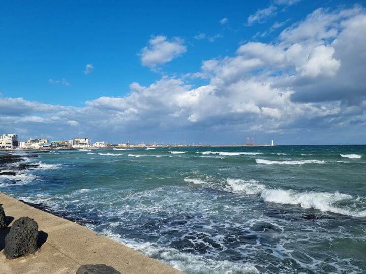 세화-해수욕장-바다뷰