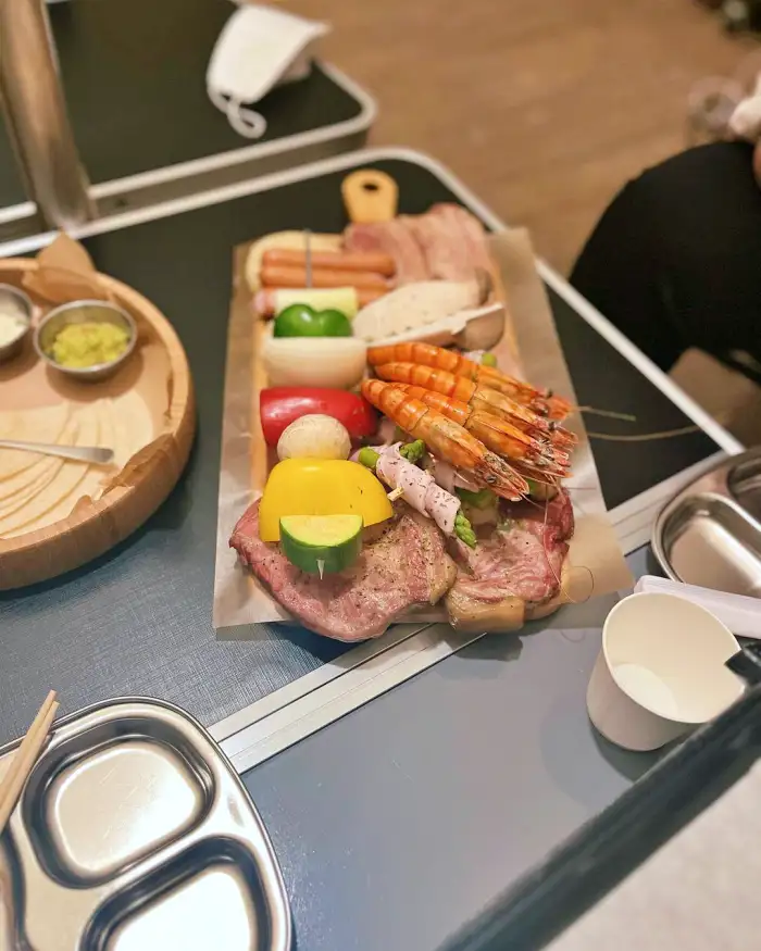 생생정보 춘천 인디언 텐트 캠핑 바베큐 맛집