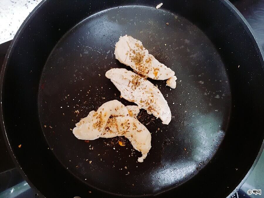 닭안심살-브로콜리-볶음밥-다이어트-요리