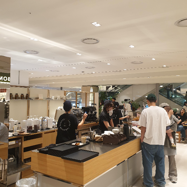 현대 백화점 목동점 보난자 커피 로스터스 (Bonanza Coffee Roasters)_바리스타 공간