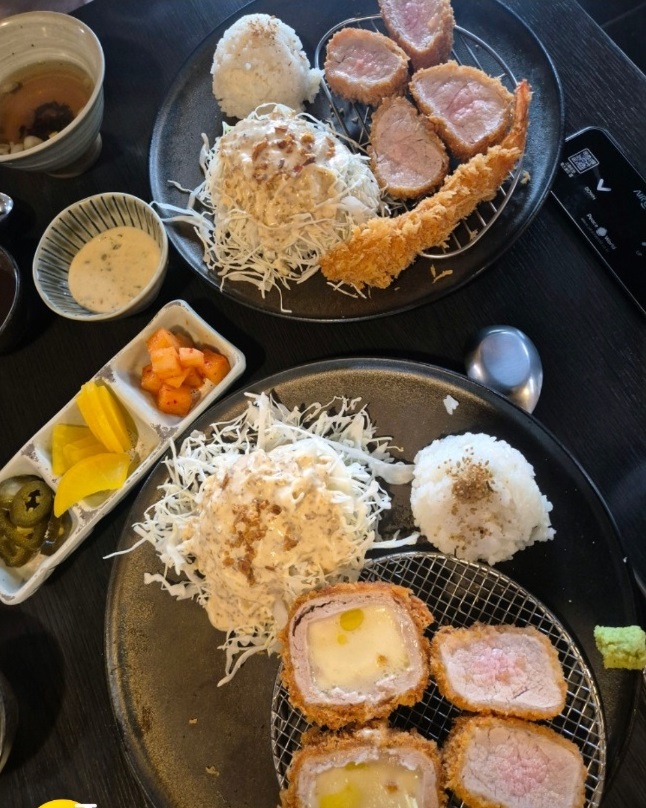 -밤리단길-가츠잇