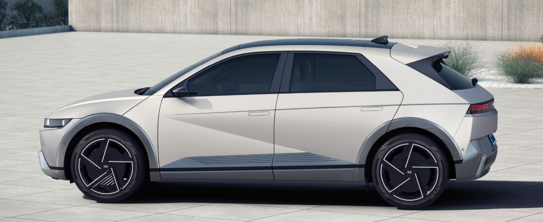 아이오닉 디자인