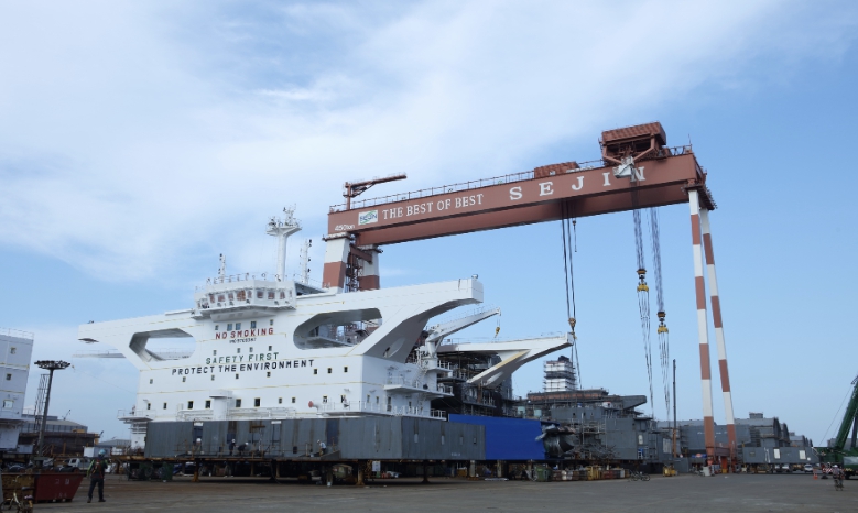 세진중공업 데크하우스1