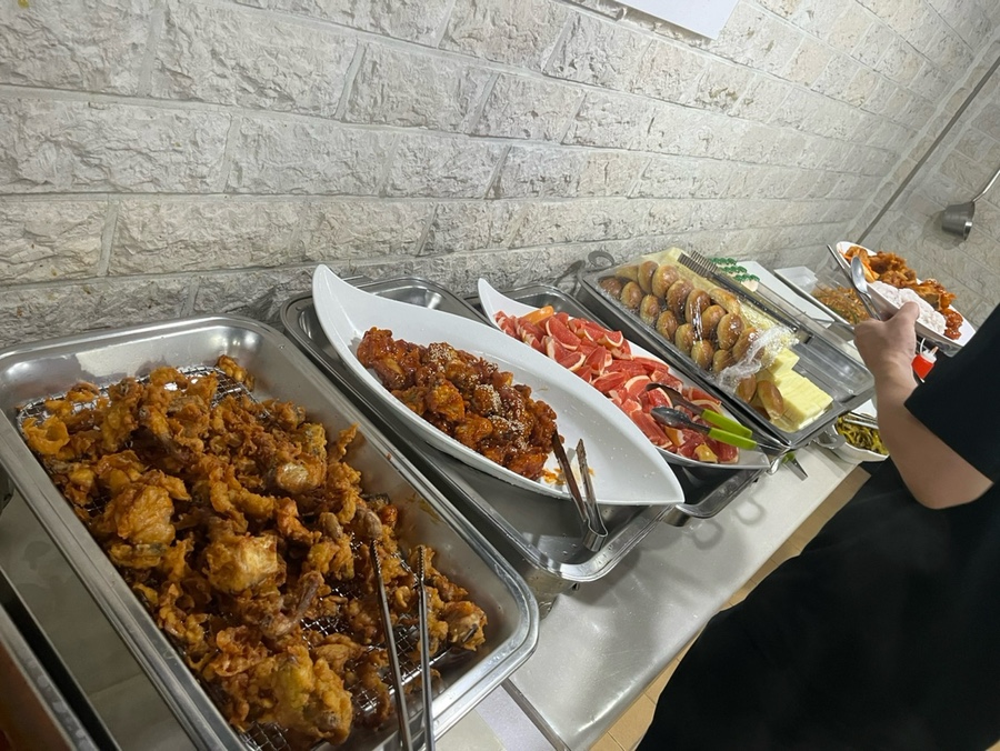 압구정 신사 점심 TOP 7 &mdash; 1만~2만원대 가성비 + 직장인 매뉴팩트&middot;안성집&middot;도산공원 카페 검증 - 디테일 컷
