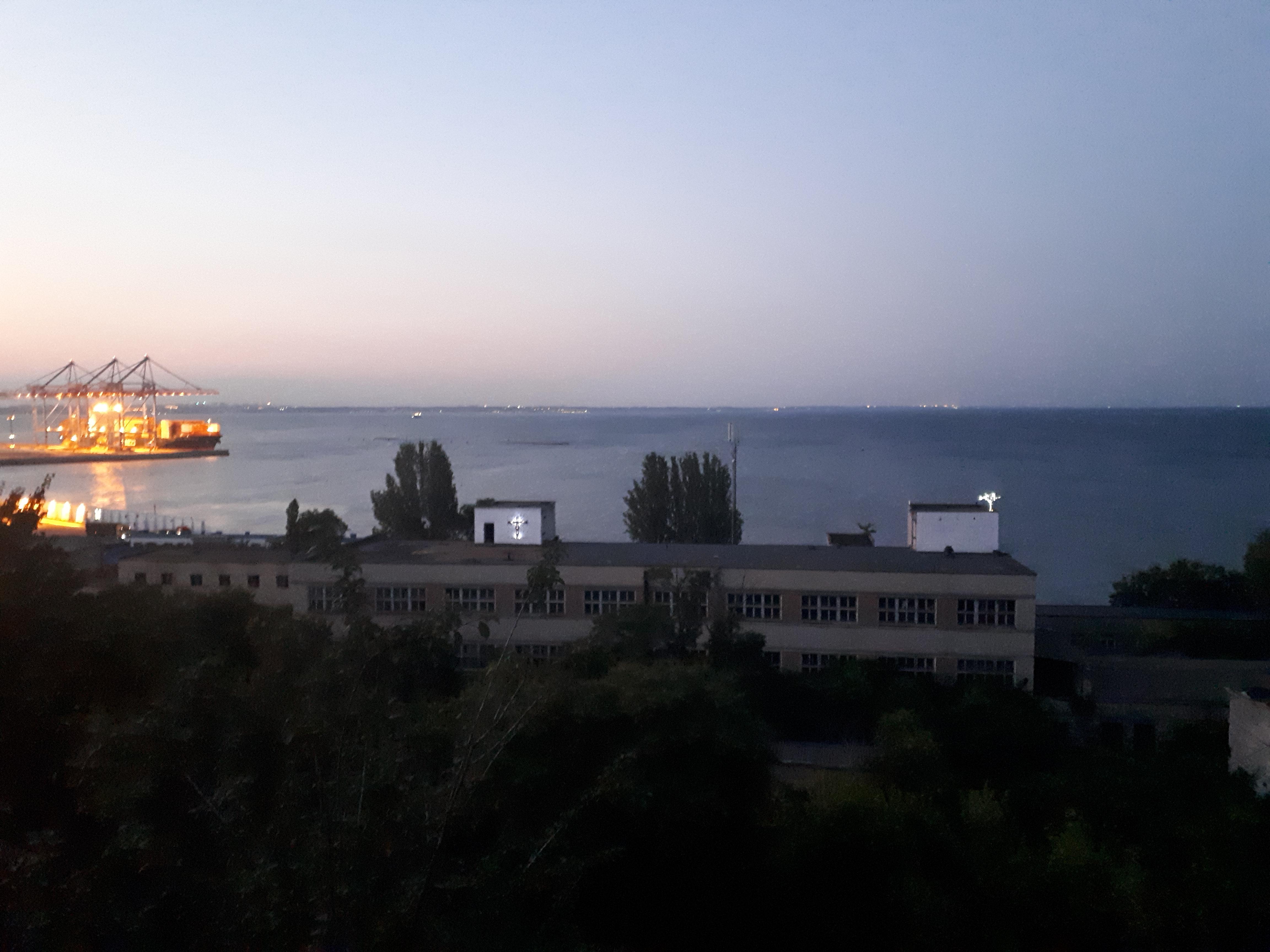 우크라이나 오데사 전함 포템킨이 있었을 바다