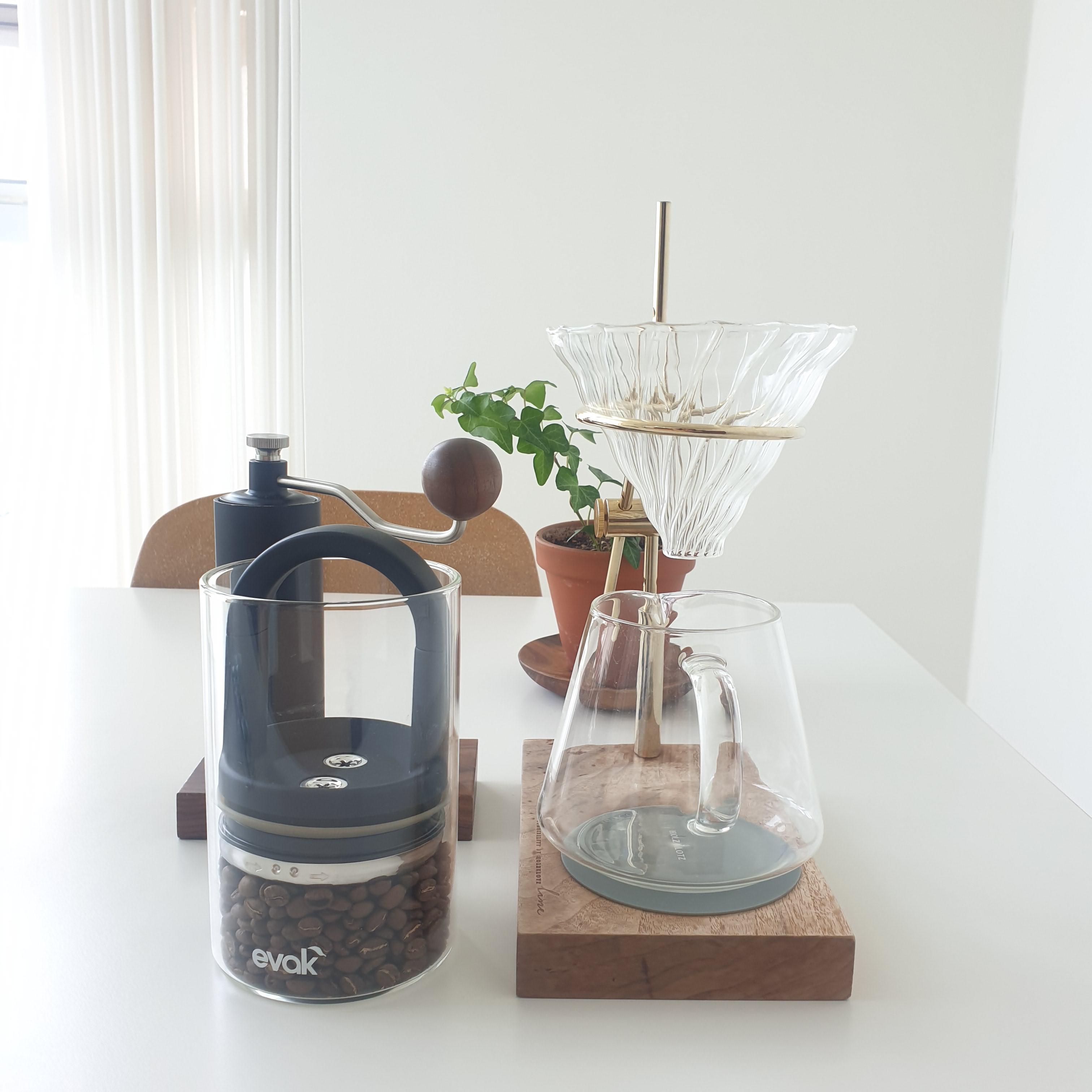 준비되어 있는 커피 서비스