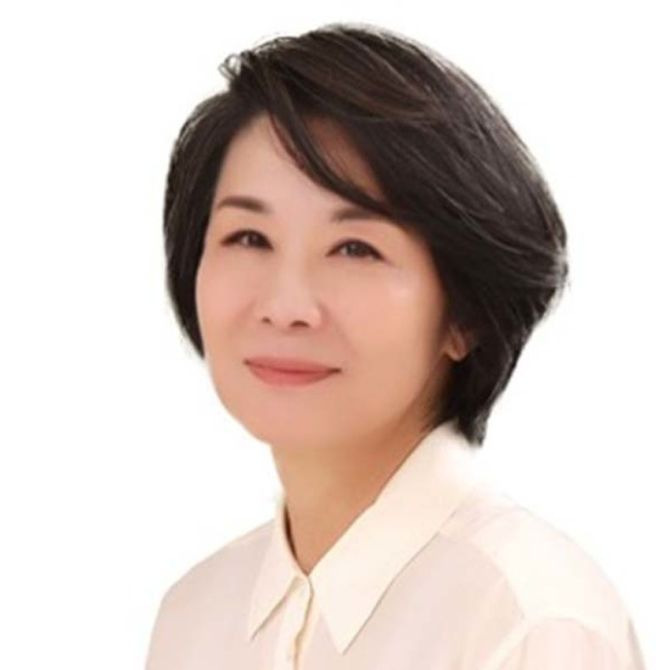 김민석 당대표 출마 선언 총정리! 전 총리의 파격 행보와 나이, 고향, 학력, 경력, 부인, 관련주 및 익산 거주의 비밀 심층 진단