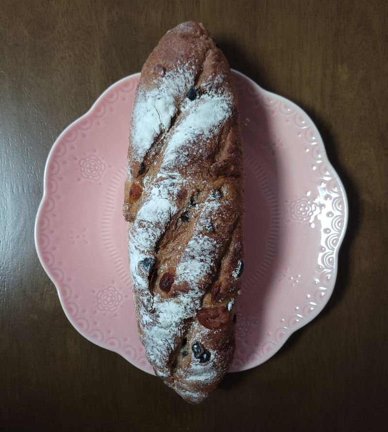 올리브 치즈 롱파뉴 사진