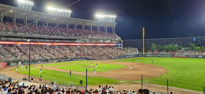 광주기아 챔피언스 필드 직관 열기. 압도하라 Always KIA TIGERS