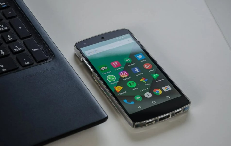 스마트폰 배터리 교체법, 셀프로 안전하게 교체하는 모든 방법