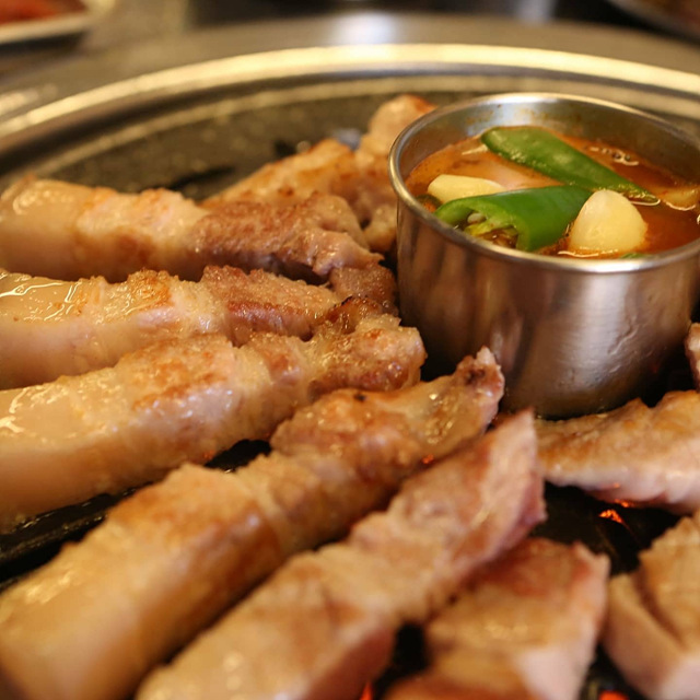 제주 성산 맛집 베스트 현지인추천 제주도여행 온평바다한그릇,독고집,성산바다풍경,전망좋은횟집&amp;흑돼지,몰마농그대와함께해물라면,성산타쿠마스시,꽃담수제버거,성산봄죽칼국수,성산고등어쌈밥김치찜,미향해장국