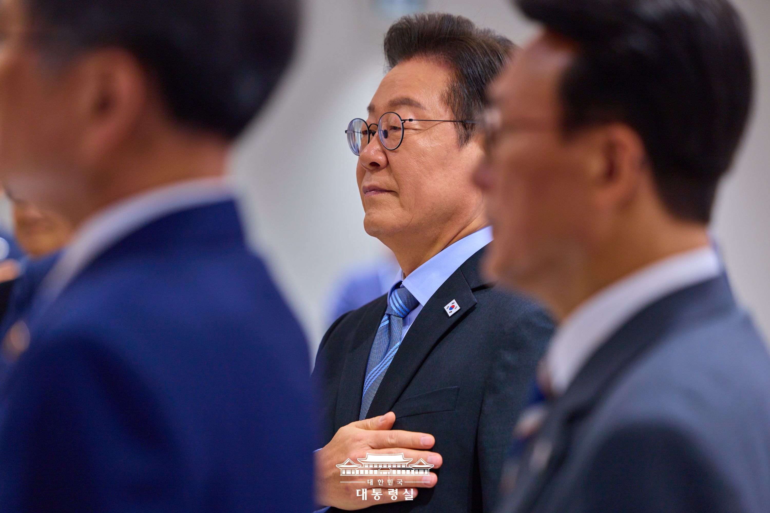 정치뉴스 브리핑 대표 이미지 (히어로)