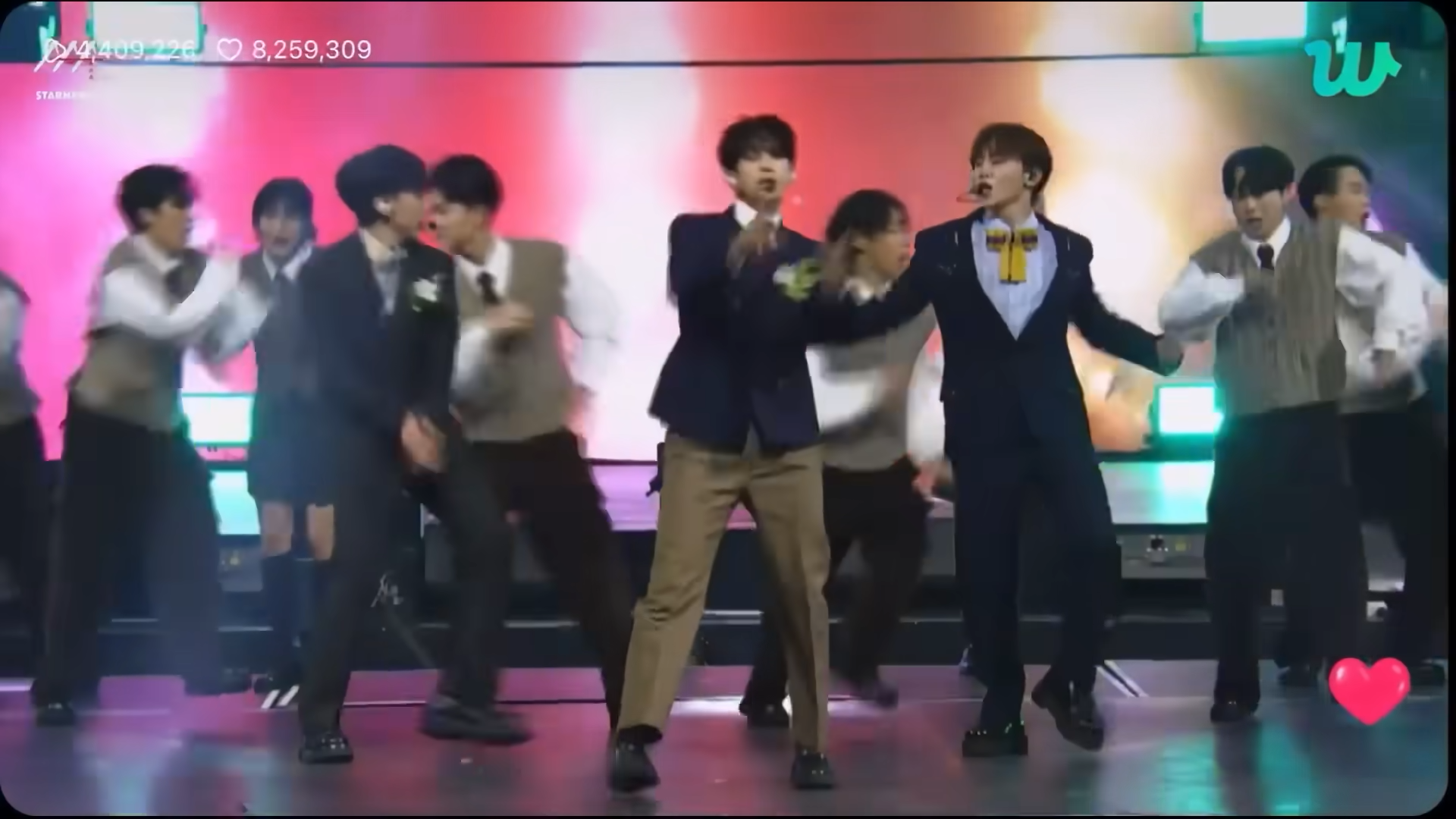 2023 AAA 부석순 BSS 무대 (feat 이영지) _ 7시에 들어줘 • 파이팅해야지 • 거침없이 _ aisa artist awards _ 4-30 screenshot