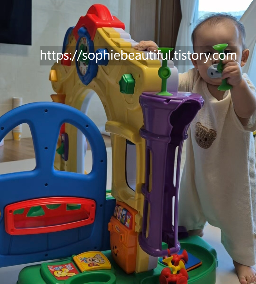 국민-문짝-노는-아기