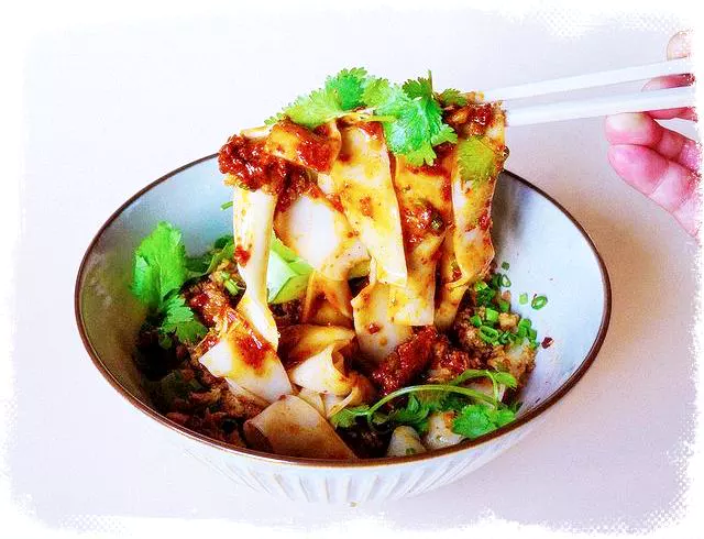 줄서는식당 중식당 차우미엔 몽골리안 비프 방방면 압구정 도산공원 맛집