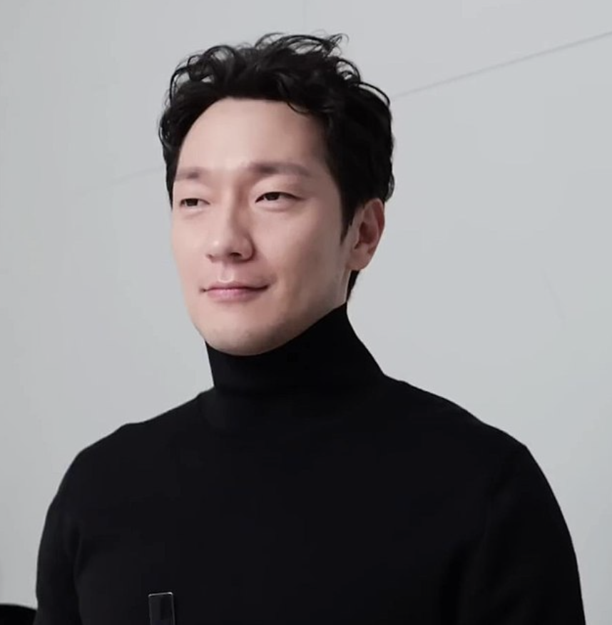 손석구17
