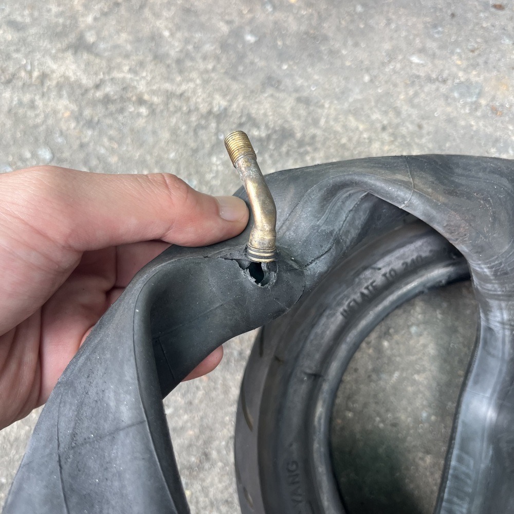 전동스쿠터 수리점 수원 - 이디뚜뚜 AS 타이어 펑크 교체