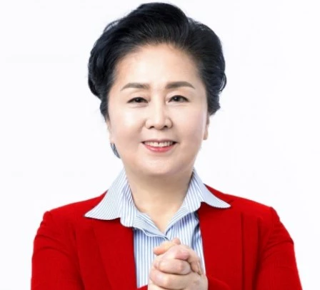 김영선 의원 프로필 나이 고향 학력 재산