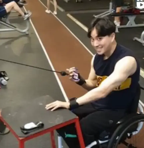 위라클-박위-사진