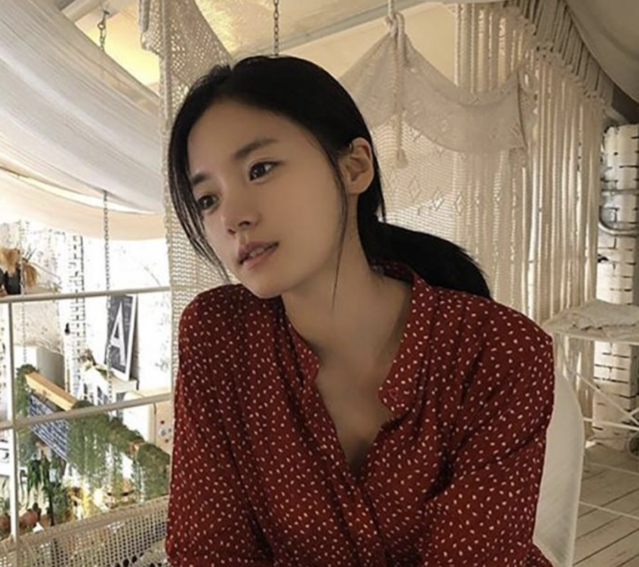 고보결 인스타 셀카