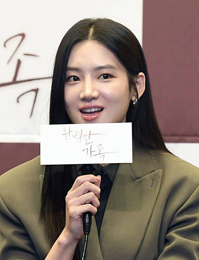 배우-박주현