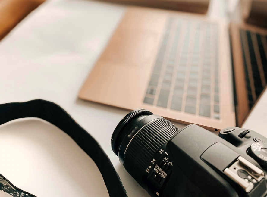 카메라와 노트북