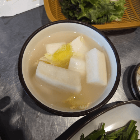 오도씨곱창 밑반찬