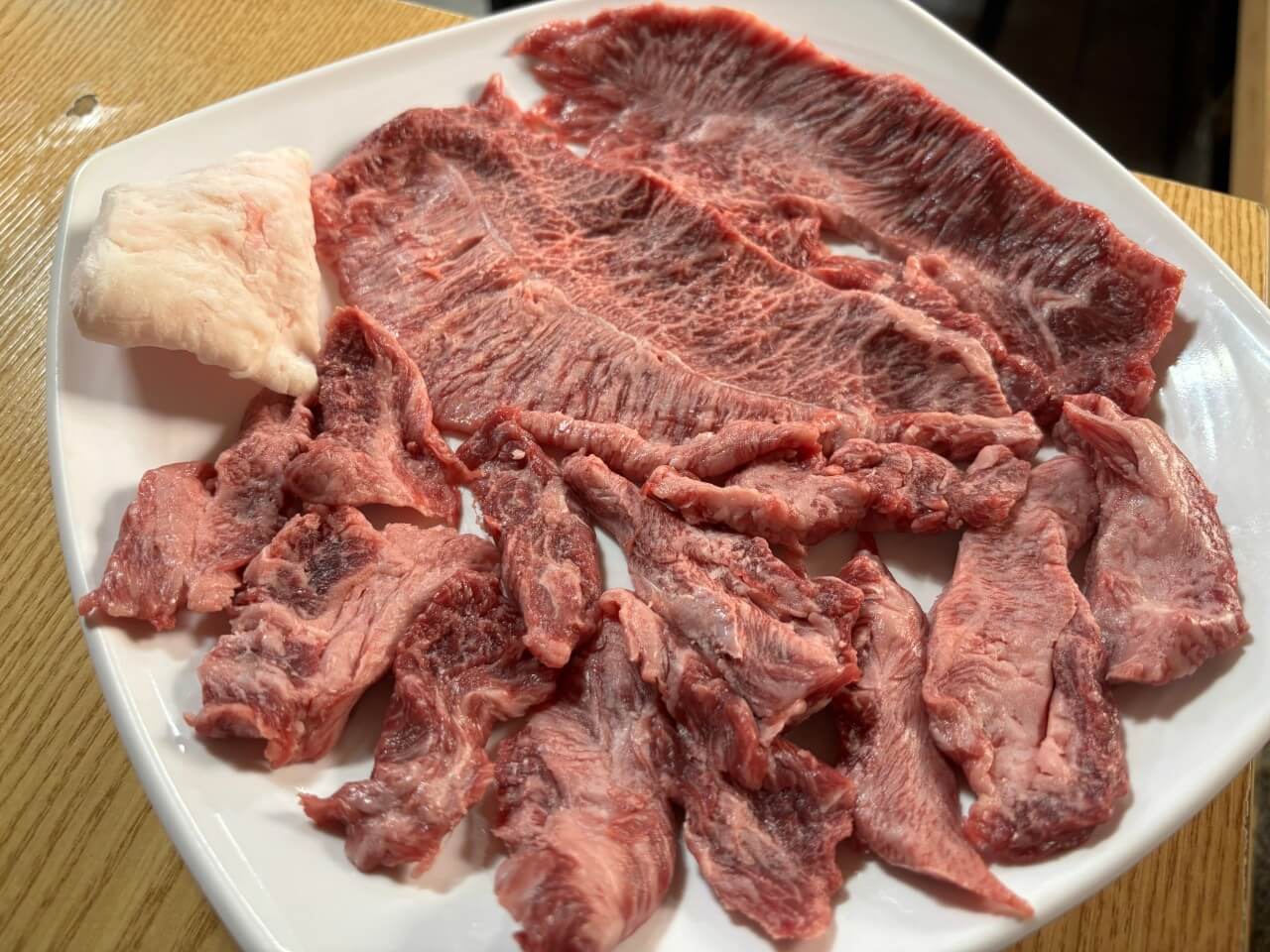 생방송투데이 한우집 차돌박이 소갈빗살 리뷰믿고한입