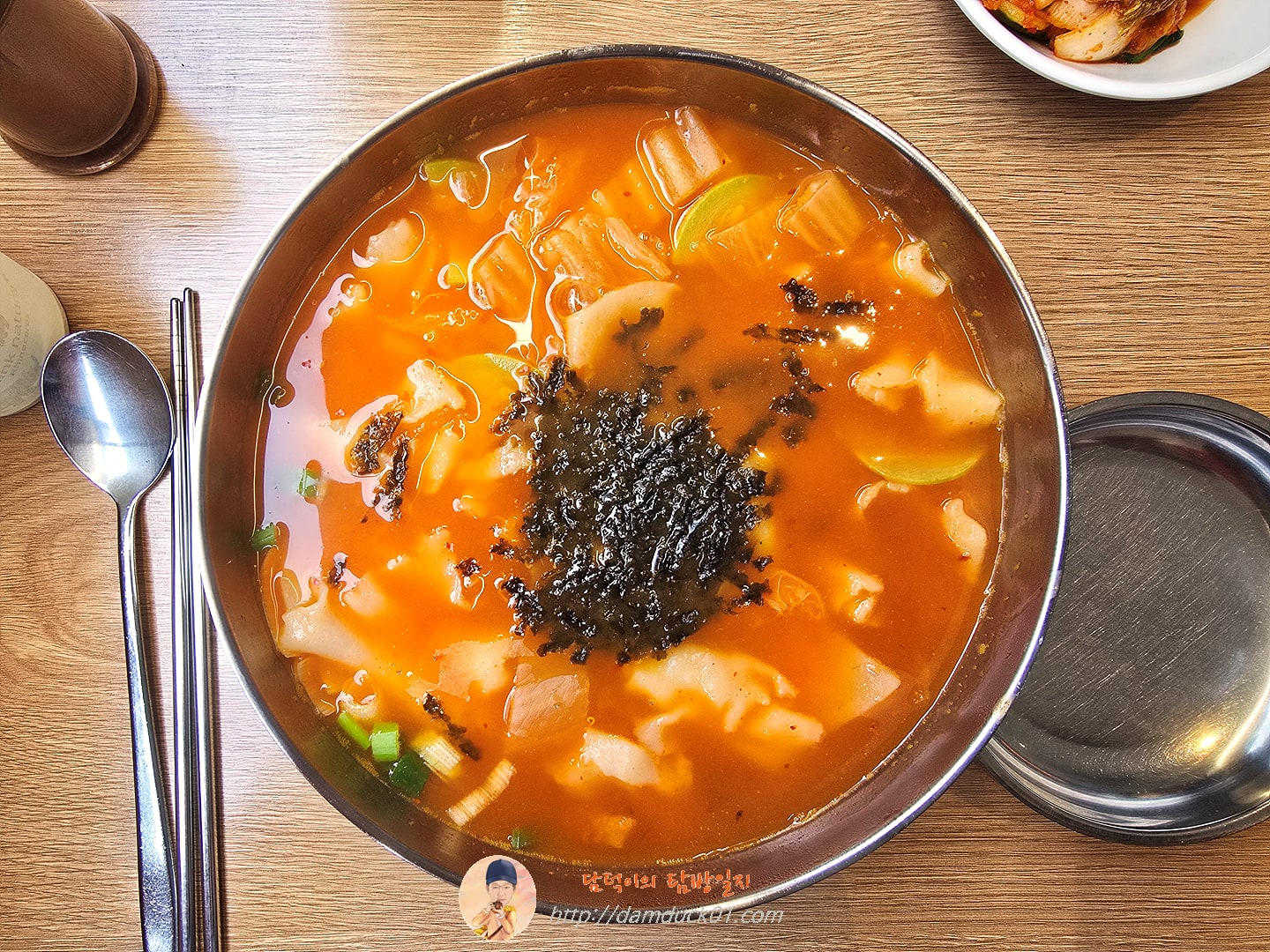 김치수제비