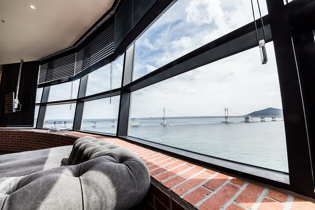 광안리불꽃축제-에이치에비뉴 호텔관안리