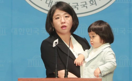 용혜인 국회의원 프로필 나이 학력 재산 지역구 및 용혜인 김행 청문회 요약