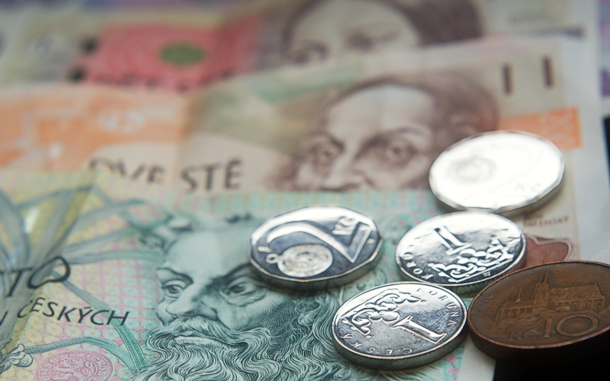 최저임금 인상의 부정적 영향