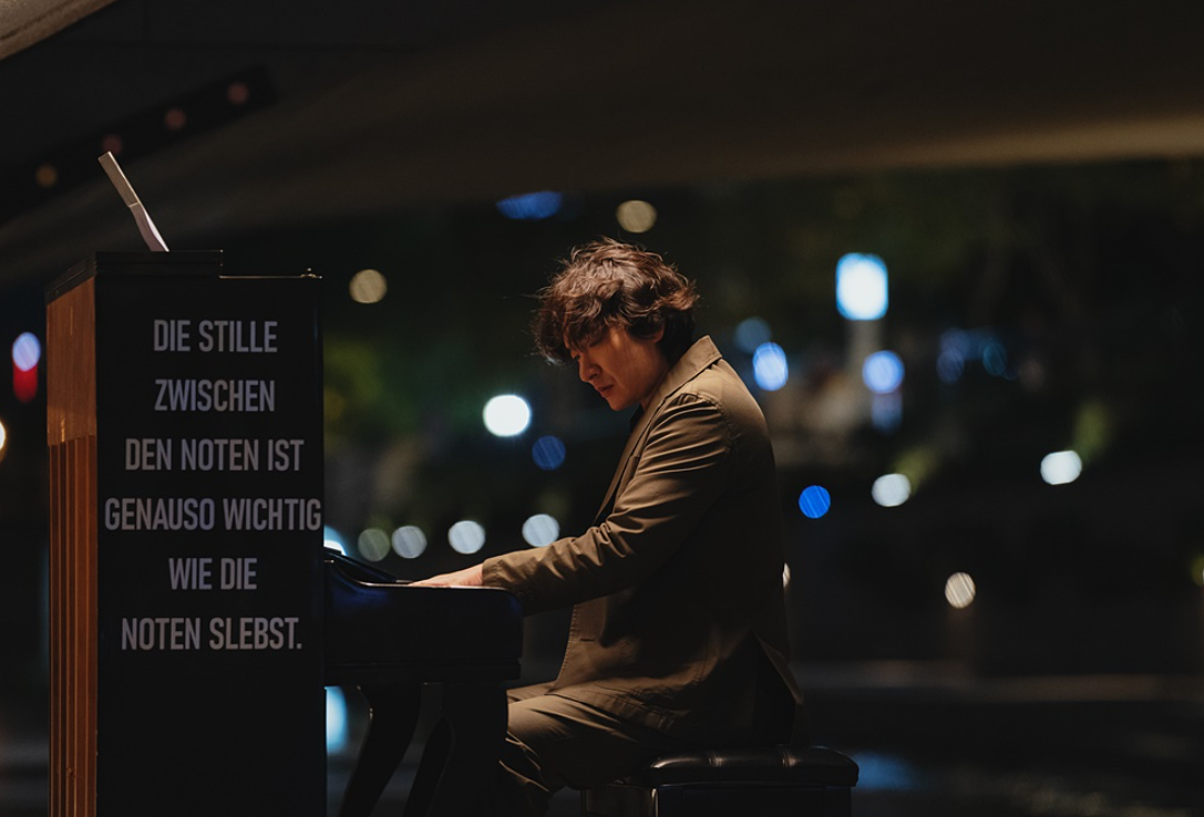 신성한 이혼 등장인물 조승우